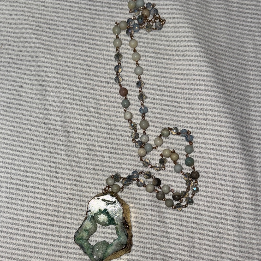 Elegant costume Green and Gold tone carved out  Jade Pendant Necklace